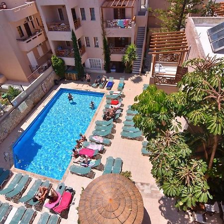 24 Seven Boutique Hotel マリア エクステリア 写真