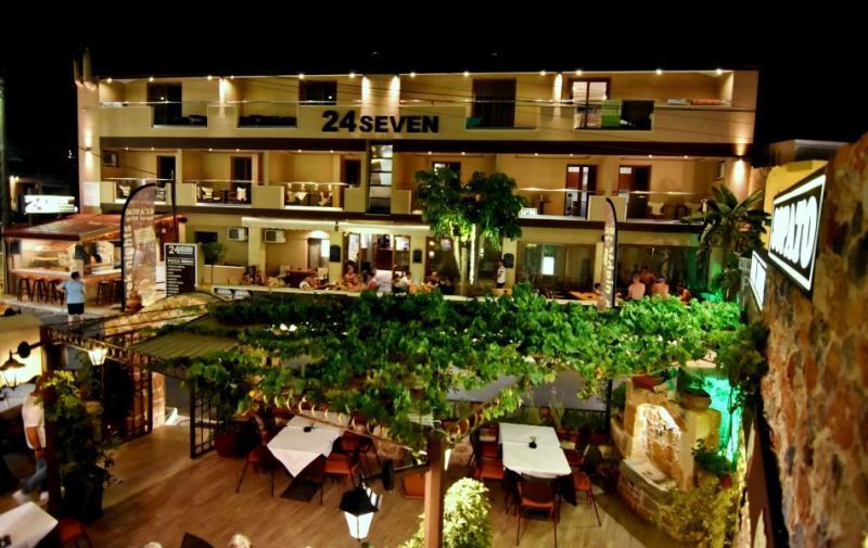 24 Seven Boutique Hotel マリア エクステリア 写真