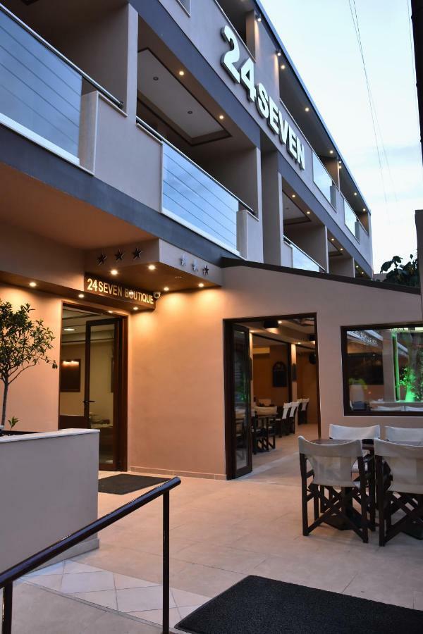 24 Seven Boutique Hotel マリア エクステリア 写真